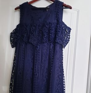 Navy lace peekaboo shoulder dress, 19.5 in from under arm to under arm.